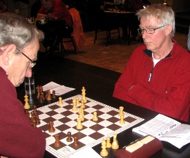 Hans Kranenbarg (rechts) legde met een ijzersterk centrum de basis voor zijn victorie.
